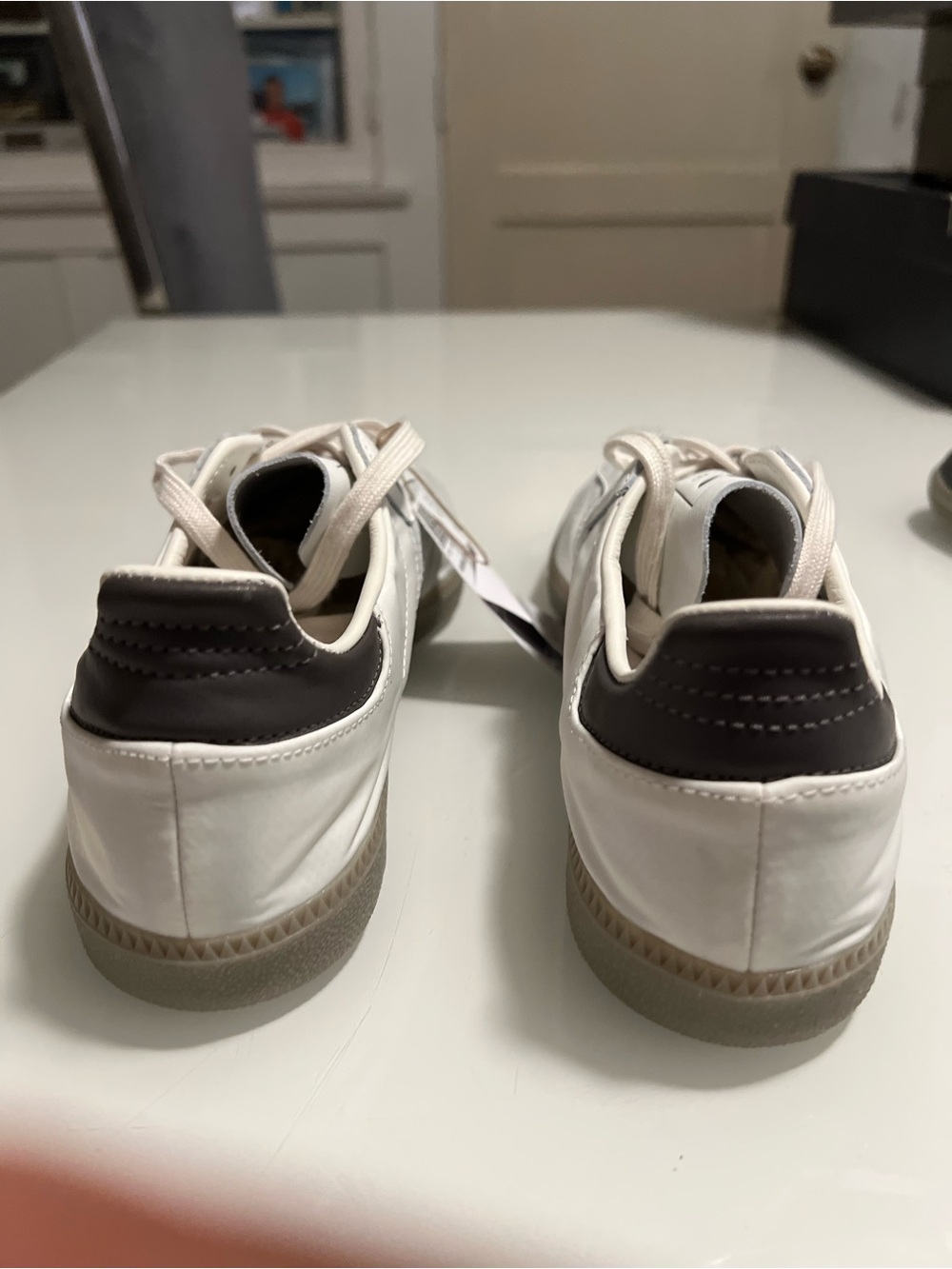 adidas Samba Decon Low-Top Sneakers with Gum Sole - Picture 3 of 7